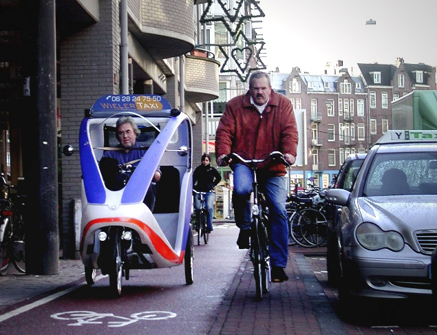 Horen fietstaxi's eigenlijk wel op de te smalle fietspaden?