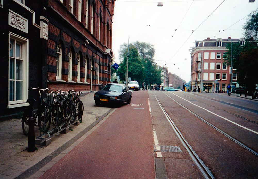 Marnixstraat: stoep parkeren